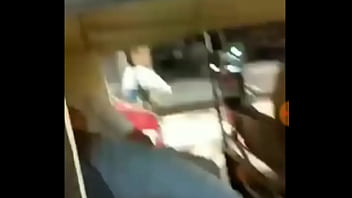Bercinta Liar Lebah India Di Atas Rikshaw