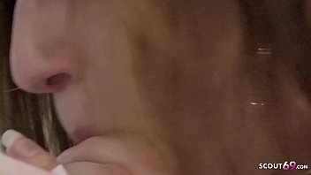 Kakak Tiri Ketahuan Nonton Film Porno Dan Langsung Kuhajar Sampai Dia Merintih