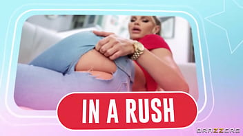 Terburu-buru Ngesex / Download Film Panas Lengkap Di Brazzers