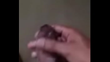 Semburan Sperma Terbang Untuk Cewek Desi Yang Haus