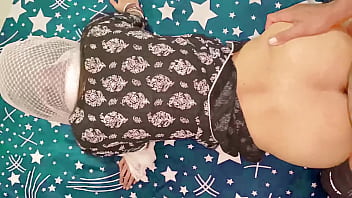 Istri Muda Pakistan Yang Baru Menikah Digerogoti Teman Lama Yang Haus Nafsu