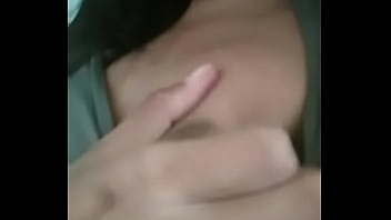 Mahasiswi Perawan Telanjang Menggoda