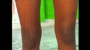 Mengintip Orang India Buang Air Kecil