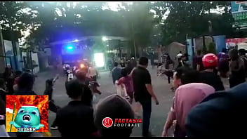 Baku Hantam Brutal Suporter Ganas: Persik Vs Psim – Episode 1