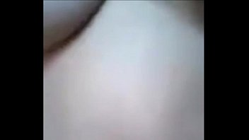 Gadis Asia Montok Dengan Payudara Besar Dan Ranjang Berbulu Ditusuk Dari Sudut Pandang Orang Pertama