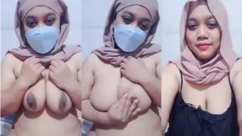 Ameena Berhijab Terekstrem Bugil Remas Payudara Ranumnya