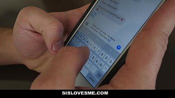 Tiffany Watson, Si Adik Tiri Yang Menyebalkan, Dihardidi Dua Kontol Besar