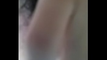 Gadis Cina Imut Menggoda Dengan Goyangan Panas Di Depan Webcam