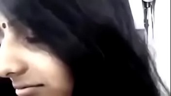 Gadis Desi Yang Seksi Dan Menggoda