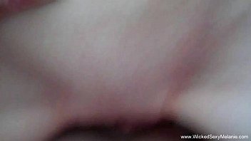 Anak Tiri Meyakinkan Ibunya Untuk Diberi Isian Dalam