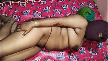 Biarin Gue Ajari Lo Caranya Ngentot, Nak. Mami Bakal Hisap Kontol Lo Sampe Lo Meraung-raung Nikmat.