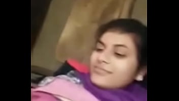 Gadis Desi Dan Pacarnya Bercinta Liar Di Dalam Kelas