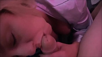 Ibu Tiri Dan Anak Tirinya Bersiap-siap Tidur – Brianna Beach – Ibu Yang Didahulukan – Cuplikan