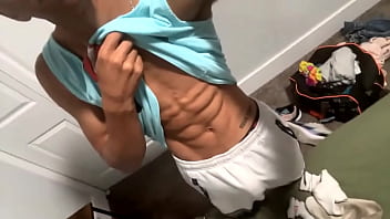 Ayo Ikut Gue Ke Gym, Biar Kita Basahin Keringat Bareng
