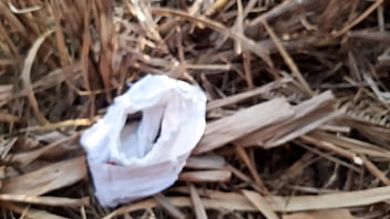 Gadis Sange Ini Mau Kuajak Ngentot Di Tengah Kebun Tebu