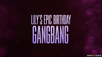 Pesta Ulang Tahun Gila Lily: Gangbang Liar Bareng Abigaiil Morris Dan Lily Lou! Buruan Cek Situs Resmi, Pakai Kode Xvpromo Buat Dapetin Diskon Hot!