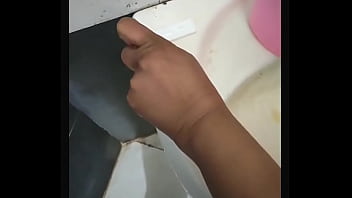 Proses Lengkap Tes Kehamilan Ibu Tiriku Yang Menggoda