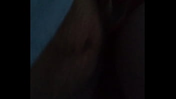 Kinzy Jo Mengulum Batang Keras Lalu Menunduk Menawarkan Pantatnya Untuk Ditusuk