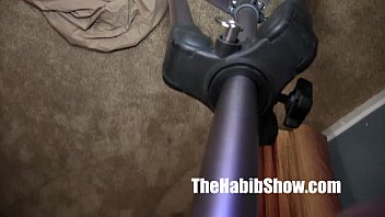 Arab Amatir Berbulu Menggila Di Pantat Hitam Yang Tebal Dan Menggoda