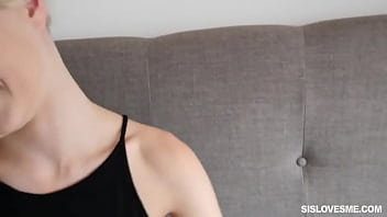 Adik Tiri Pirang Elsa Jean Ditusuk Hingga Teler