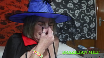 Malam Halloween, Aku Ngentot Memek Ibu Mertuaku Sampai Dia Meraung-raung (video Lengkap Di Red/sheer)