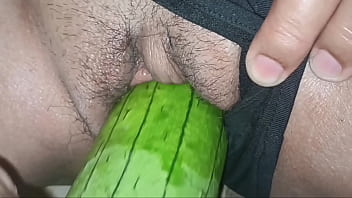 Nikmatnya Malam Natal, Ibu Muda Dirajang Hingga Hamil Oleh Sinterklas