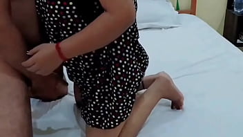 Adik Tiri India Yang Genit Mengejutkanku Dengan Ngewe Dan Suara Hindi Yang Menggoda