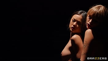 Gairah Membara – Lulu Chu Dan Angel Youngs Bercinta Liar Di Brazzers, Tonton Adegan Panasnya Di Zzfull.com/rou