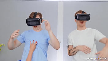 Siap-siap Nge-vr Dengan Adegan Panas Yang Bikin Ketagihan!