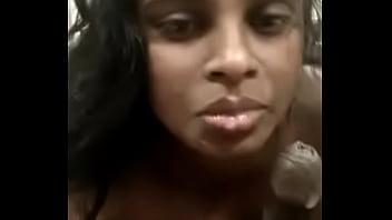 Desi Bhabhi Yang Haus Melahap Sperma Dan Meneguknya Sampai Habis