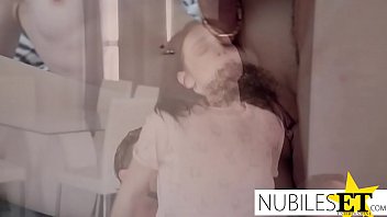 Kecanduan Aneh Kakak Tiriku: Episode 6 Musim 2, Tak Bisa Berhenti Mengeluarkan Cairan