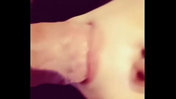 Gadis Oriental Yang Menggoda