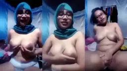Tante Cita Montok Berhijab Yang Menggoda Dan Menggiurkan