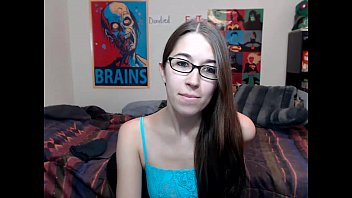 Alexxxcoal Menggoyangkan Pantatnya Yang Menggoda Di Live Webcam 6cam.biz