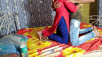 पति के बिना घर आई विवाहित छात्रा को जमकर चोदा – गर्मागर्म हिंदी आवाज में – पहला भाग