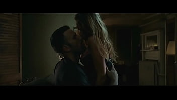 Blake Lively Menggoda Di The Town (2011)