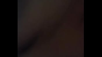 Bercinta Dengan Istriku Annu, Bisikkan Kata-kata Mesum Di Telinganya