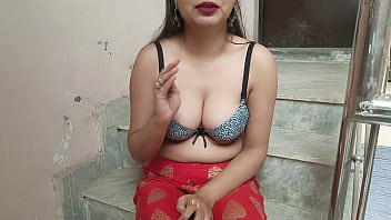 Kakak Tiri Desi Dan Adik Tiri Berhubungan Intim: Didi Mengelus Batang Mungilnya Lalu Dijilat Memeknya Dengan Audio Hindi