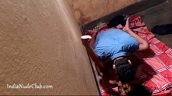 Video Mesum India: Sperma Tumpah Di Dalam Vagina Istri