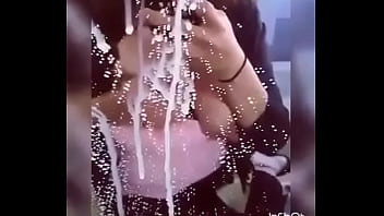 Susu Montok Tante Desi Yang Menggoda