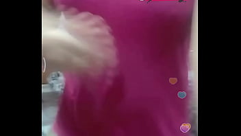 Gadis Bigo Live | Tanpa Bra, Payudara Menggoda Siap Mengguncang Layarmu