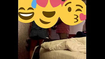 Istri Desi Menggoda Tukang Kabel Dengan Godaan Nakal