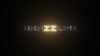 Perawat Mulut Ryan Reid / Brazzers / Masukkan Kode Xvpromo Di Situs Resmi Untuk Diskon Spesial