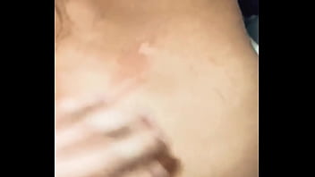مشهد جنسي عربي فاضح: ولاء العاهرة تمارس الجنس مع منتج شهير وتتعرض للتحرش الجنسي والعنف