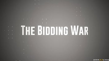 Perang Tawaran Panas – Alexis Fawx Menggoda Di Brazzers, Tonton Adegan Lengkapnya Yang Membara