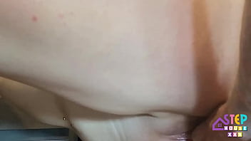 Aku Tergoda Ibu Tiri Muda Eropa Yang Seksi