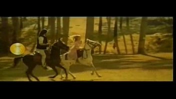 Kisne Kaha Pyaar Sirf Dil Mein Hota Hai?