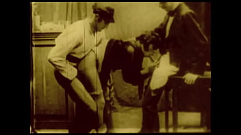 Gelapnya Kenikmatan: Kisah Mesum Nenek Tiri Dalam ‘dosa-dosa Tersembunyi’ Dari Kehidupan Rahasia Seorang Gentlemann Inggris Era Victoria
