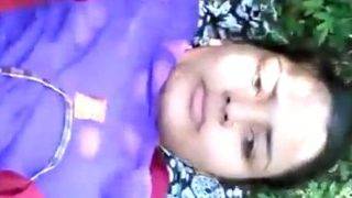 Desi Gadis Liar Di Hutan, Panas Dan Liar