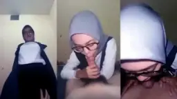 Digoyang Tante Berjilbab Di Kamar Hotel